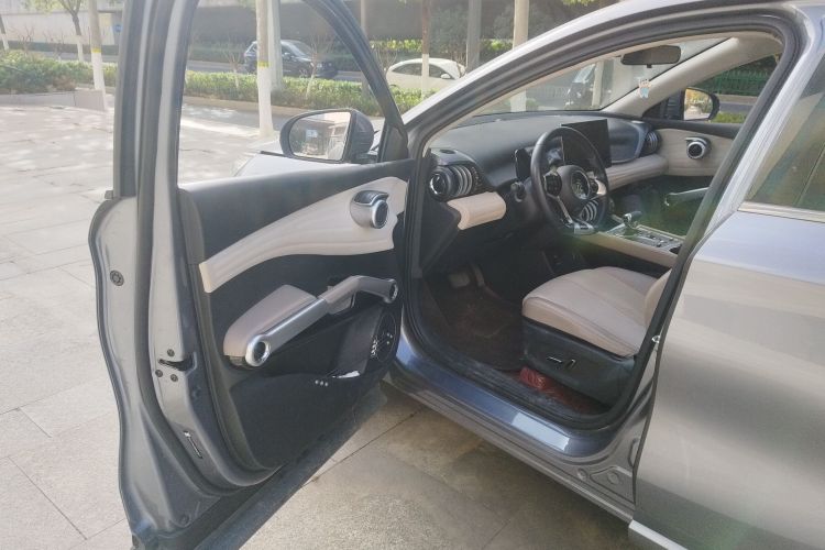 比亚迪 元PLUS 2023款 冠军版 510KM 领先型中控内饰20