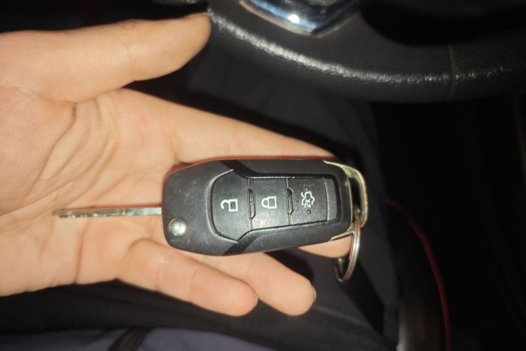 福特 福睿斯 2015款 1.5L 自动舒适型中控内饰7001