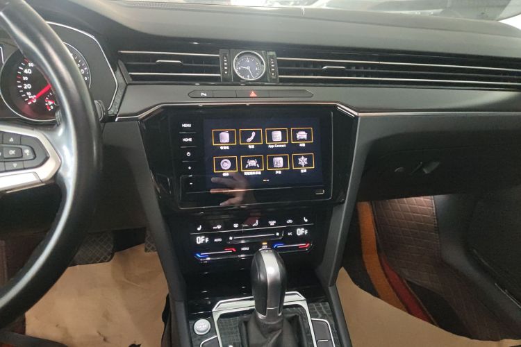 大众 迈腾 2020款 330TSI DSG 领先型中控内饰16