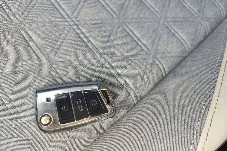 大众 朗逸 2023款 300TSI DSG满逸版中控内饰11