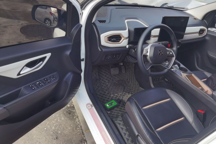 思皓 2022款 花仙子款 四叶草中控内饰7003