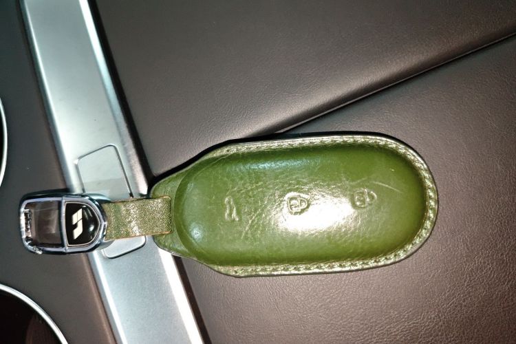 理想汽车 理想L9 2022款 Max中控内饰11