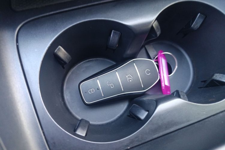 比亚迪 秦PLUS 2024款 荣耀版 DM-i 55KM领先型中控内饰11