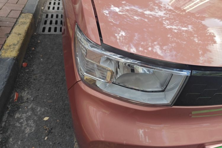 五菱汽车 宏光MINIEV 2020款 悦享款 磷酸铁锂车身外观6006