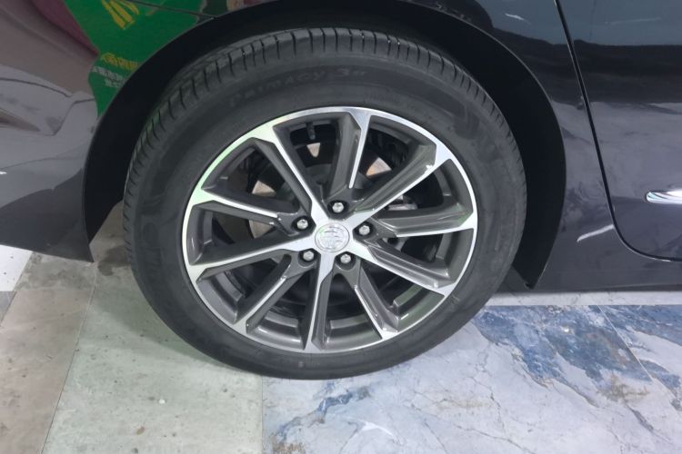 别克 君越 2021款 652T 豪华型车身外观6008