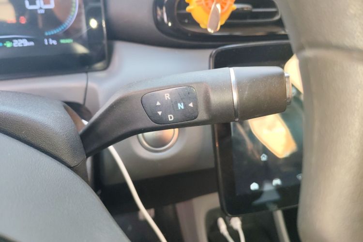 零跑汽车 零跑T03 2021款 400轻享版 三元锂中控内饰18