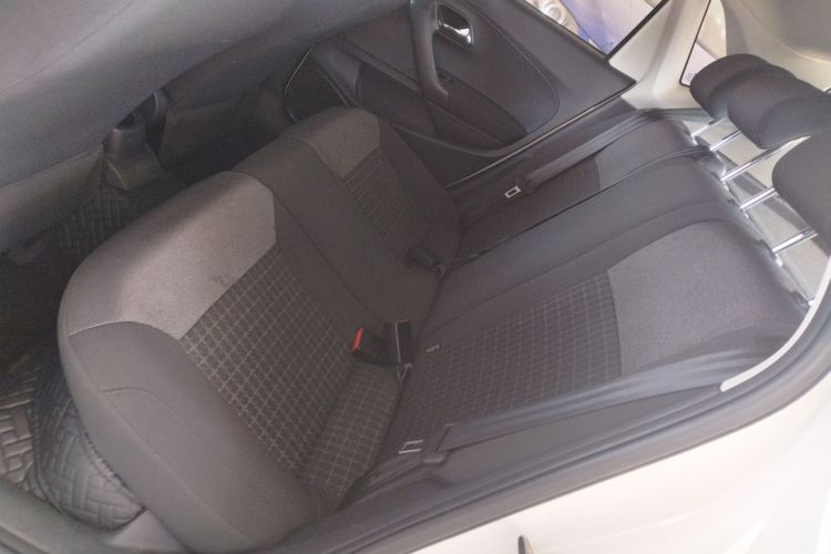 大众 Polo 2016款 1.6L 手动舒适型中控内饰7004