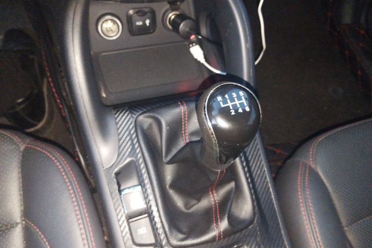 长安CS75 2016款 2.0L 手动豪华型 国V局部细节18