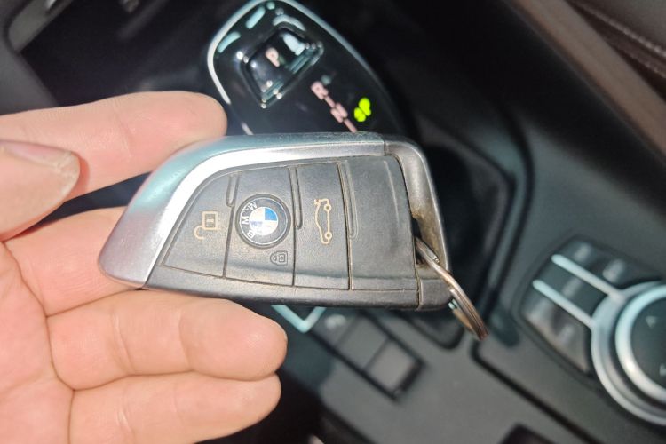 宝马X1 2021款 sDrive25Li 领先型中控内饰11