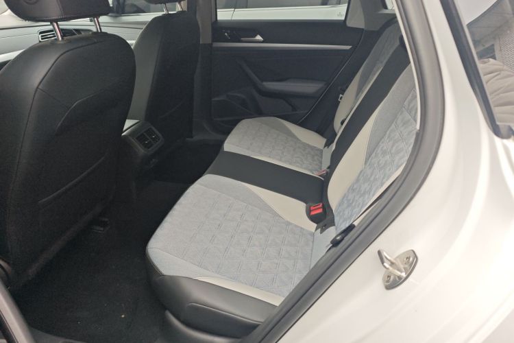 大众 朗逸 2024款 300TSI DSG满逸版中控内饰21