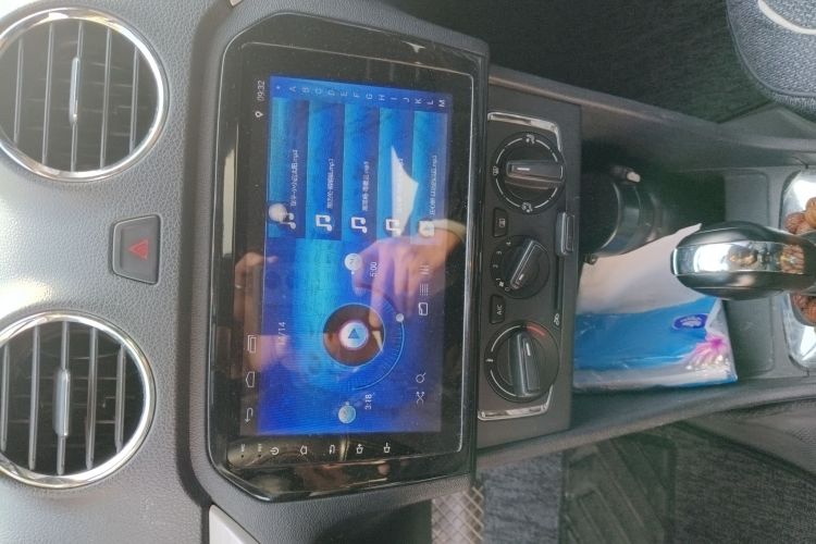 大众 捷达 2015款 质惠版 1.6L 自动舒适型中控内饰16