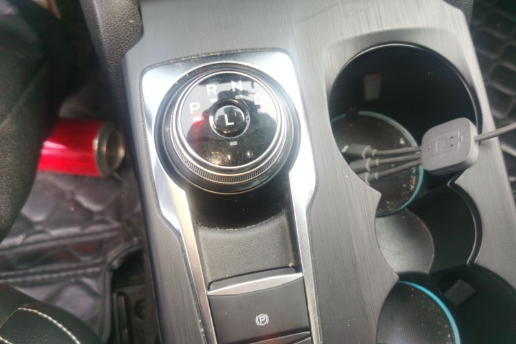 福特 福克斯 2020款 三厢 EcoBoost 180 自动锋潮型中控内饰18