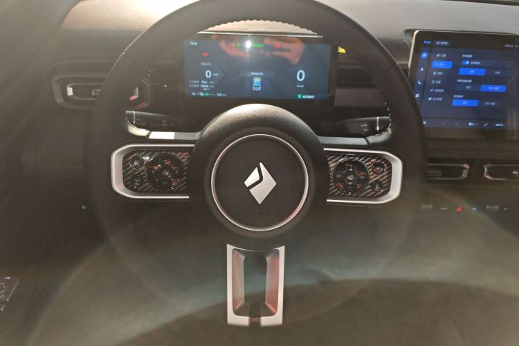 宝骏悦也Plus 2025款 旗舰版 5座中控内饰13