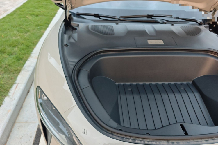 小米汽车 小米SU7 2024款 后驱长续航智驾版局部细节9006