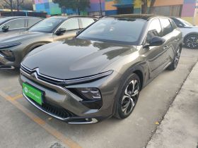 雪铁龙 凡尔赛C5 X 2021款 1.6T 领不凡