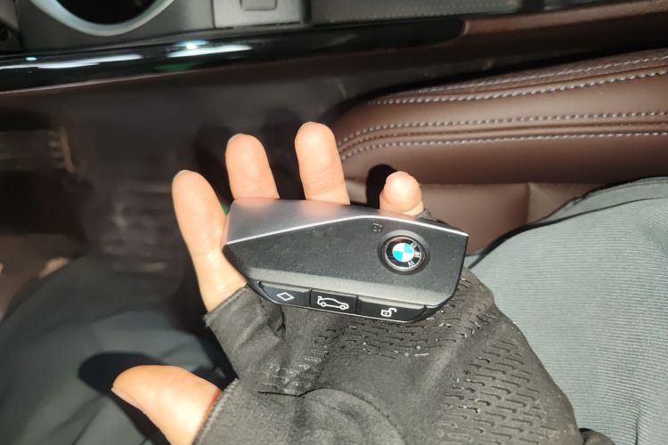 宝马X1 2023款 xDrive25Li X设计套装中控内饰7001