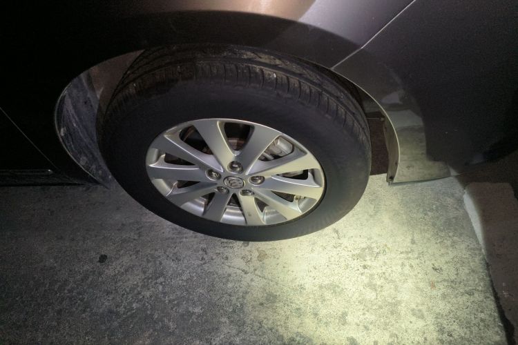 别克GL8 2017款 25S 豪华型 国V车身外观6007