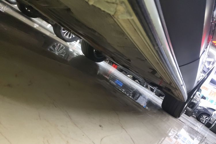 大众 途昂 2023款 380TSI 四驱尊崇豪华版局部细节9001