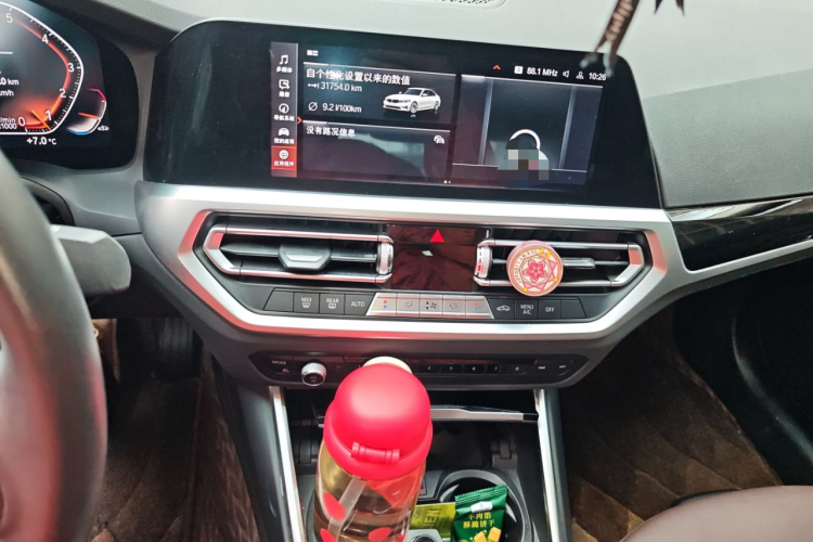 宝马3系 2021款 320i 运动套装中控内饰16