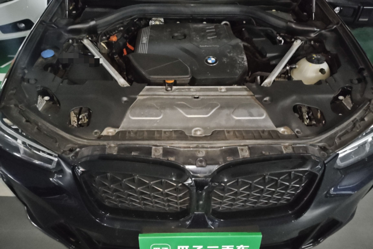 宝马X4 2022款 xDrive 25i M运动套装局部细节24