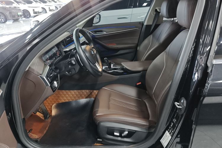 宝马5系 2021款 530Li xDrive 豪华套装中控内饰20