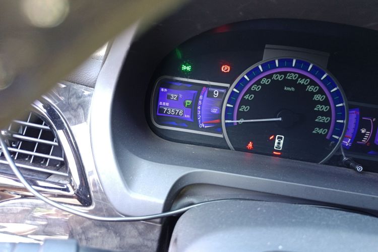 比亚迪S7 2017款 2.0T 自动尊贵型中控内饰15