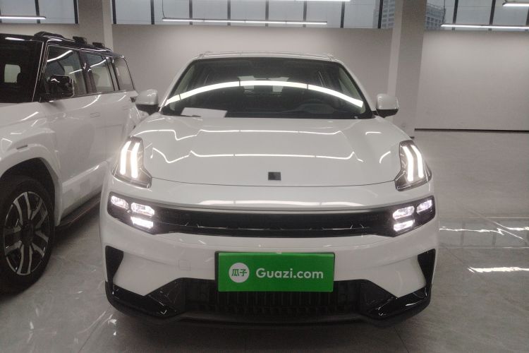 领克06 EM-P 2023款 1.5T Remix PHEV Pro车身外观2