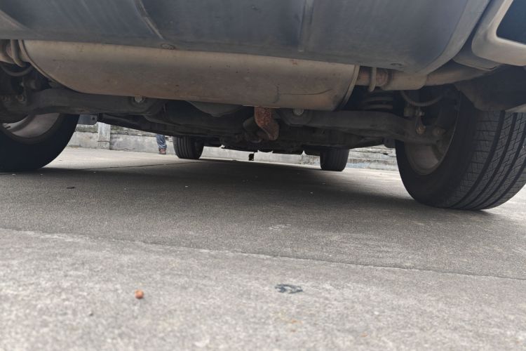 众泰SR9 2017款 2.0T 自动极致之梦版局部细节9009