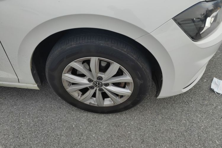 大众 Polo 2021款 Plus 1.5L 自动炫彩科技版车身外观10