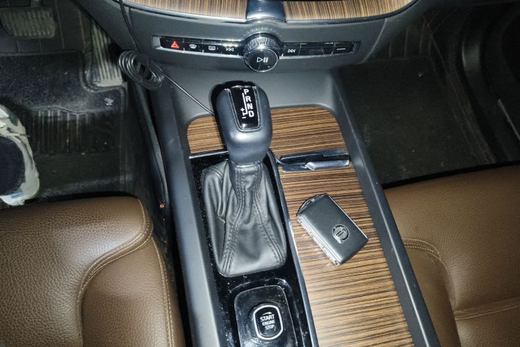 沃尔沃XC60 2021款 T5 四驱智远豪华版中控内饰18