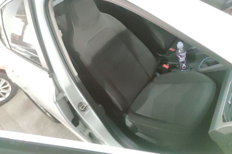 大众 Polo 2023款 Plus 1.5L 自动纵情乐活版局部细节41