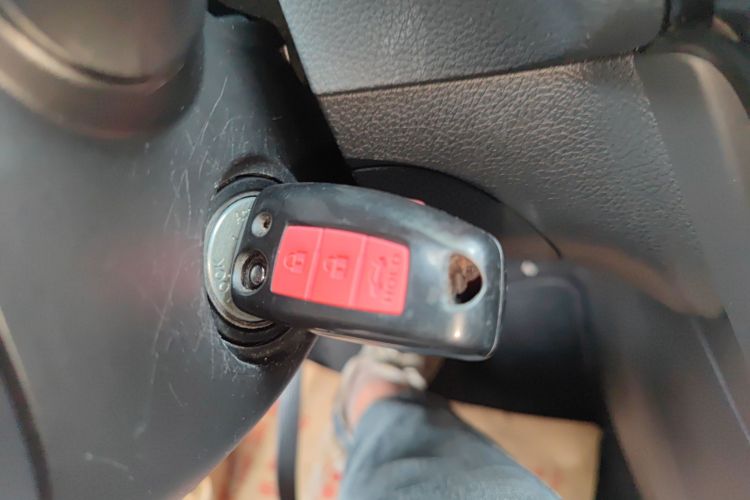 日产 轩逸 2019款 经典 1.6XE CVT舒适版中控内饰7001