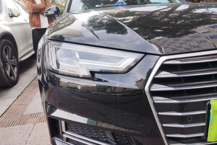 奥迪A4L 2019款 40 TFSI 进取型 国VI车身外观8