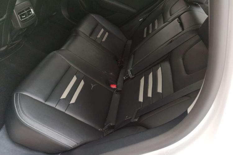 比亚迪 秦Pro 2020款 超越版 1.5TI 自动旗舰型中控内饰7004