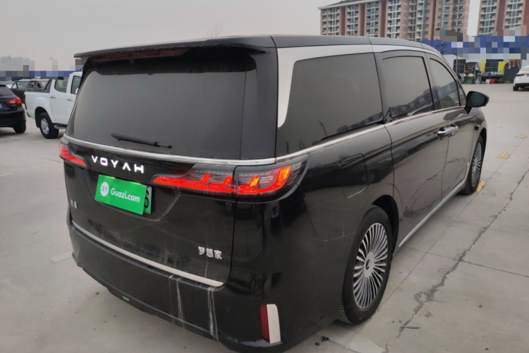 岚图汽车 岚图梦想家 2025款 PHEV 四驱卓越乾崑版车身外观6005