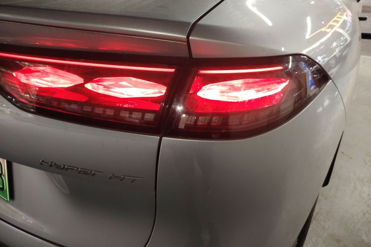 昊铂HT 2023款 670 后驱特高压版车身外观9