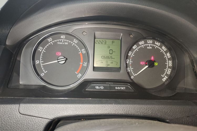 斯柯达 昕锐 2015款 1.6L 自动智选型中控内饰14