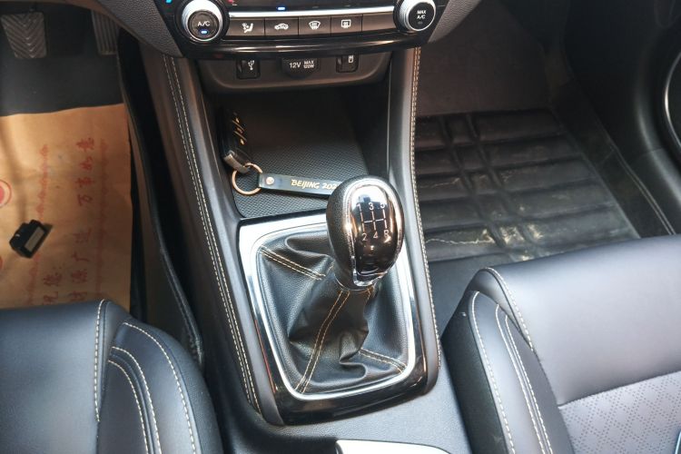 长安 逸动 2019款 1.6L GDI 手动超值版 国VI局部细节18