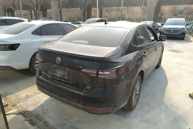 大众 朗逸 2023款 新锐 1.5L 自动新逸版车身外观7