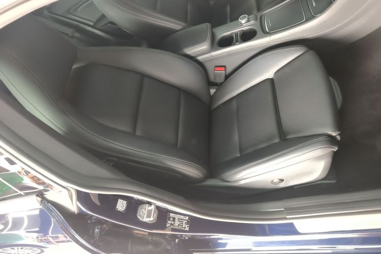 奔驰CLA 2019款 CLA 200 时尚型局部细节41