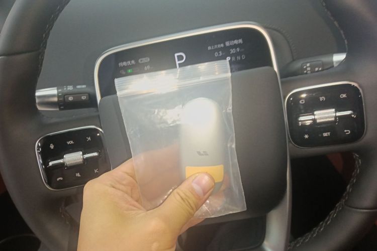 理想汽车 理想L6 2024款 Max中控内饰7001