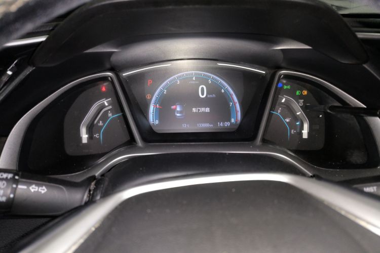 本田 思域 2019款 220TURBO CVT劲擎版 国VI局部细节14