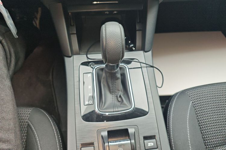 斯巴鲁 力狮 2020款 改款 2.5i 全驱风尚版中控内饰18