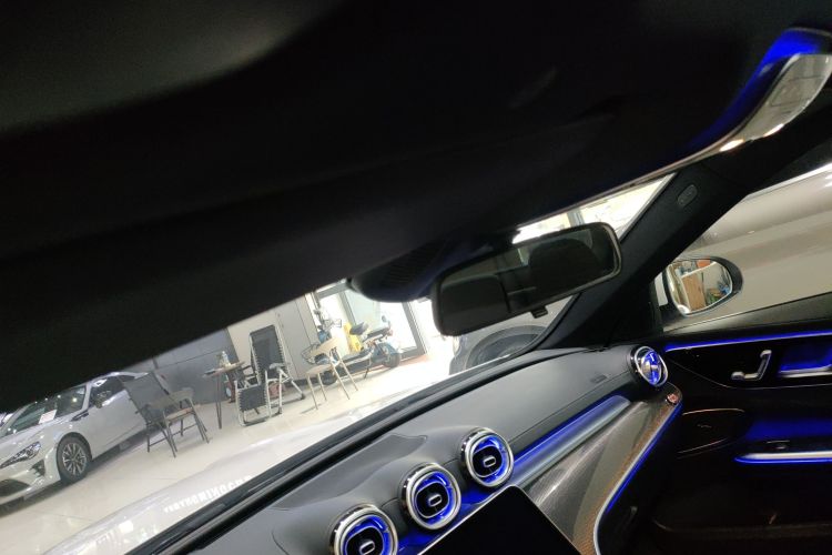 奔驰C级 2022款 C 260 L 运动版中控内饰22