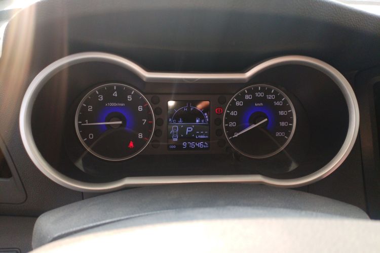 东风风神AX3 2016款 1.5L 自动尚酷型中控内饰14