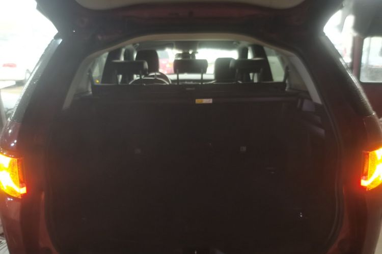 路虎 发现神行 2019款 240PS SE Dynamic版 国VI局部细节23