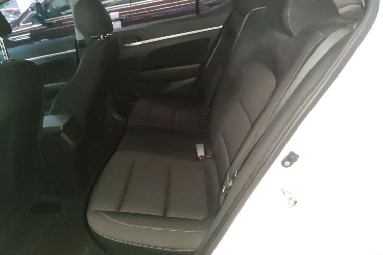 现代 领动 2016款 1.6L 自动智炫·精英型中控内饰7004