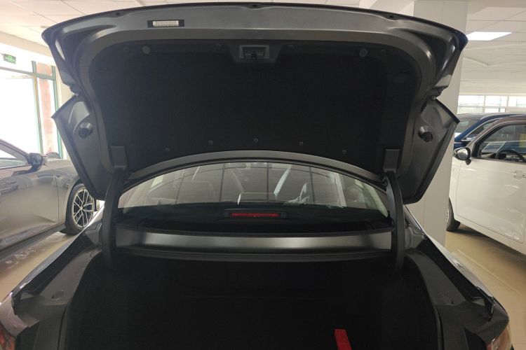 长安 逸动 2025款 蓝鲸 1.5T 500Bar旗舰型局部细节23