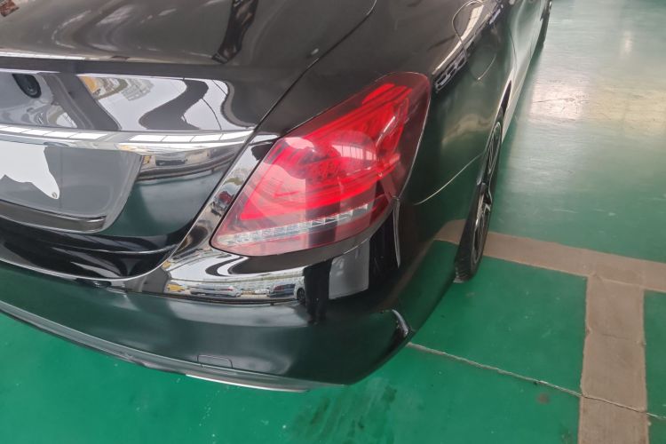 奔驰C级 2021款 C 260 L 运动星耀臻藏版车身外观9