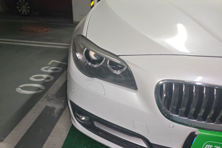 宝马5系 2015款 535Li 领先型车身外观8